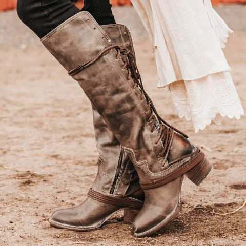 Well Tailored Boots with a Graceful Silhouette