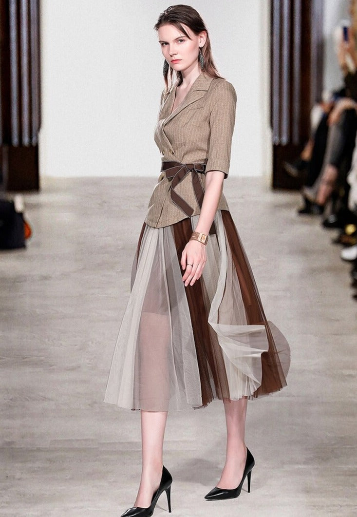Beautifully Finished Garment in a Timeless Design