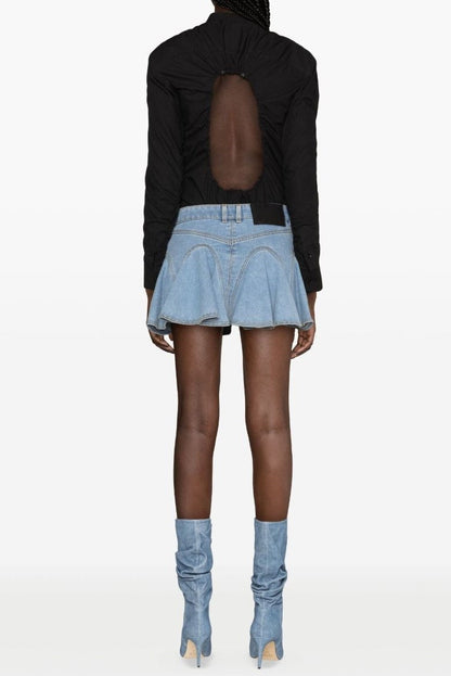 Sophisticated Garment with a Clean Classic Look