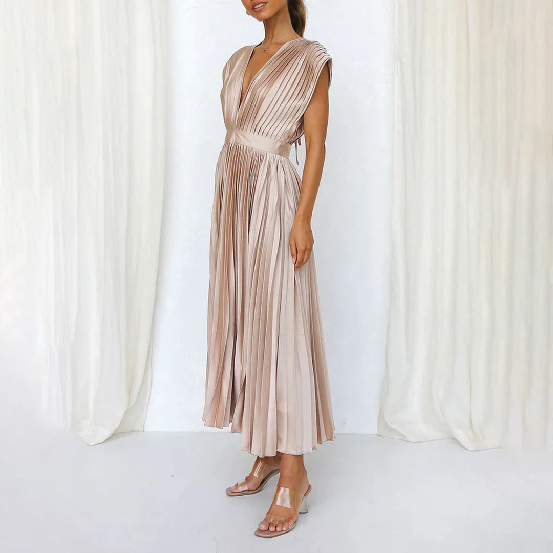 Polished Dress with an Effortless Classic Look