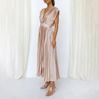 Polished Dress with an Effortless Classic Look
