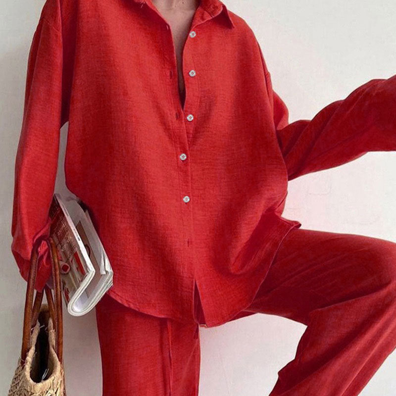 Well Tailored Pants with a Graceful Silhouette