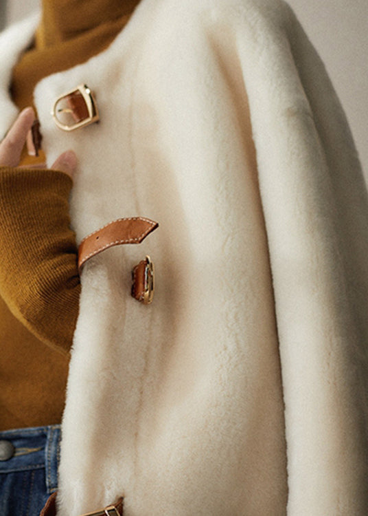 Beautifully Finished Coat in a Timeless Design