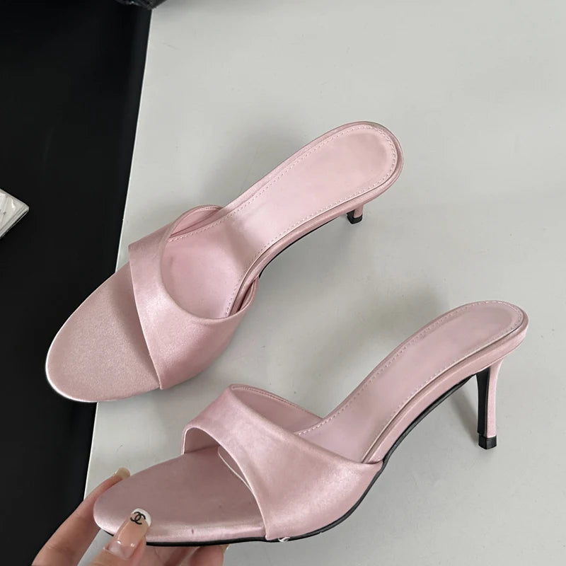 Polished Garment with an Effortless Classic Look