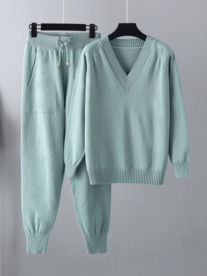 Elegantly Styled Pullover for Everyday Wear