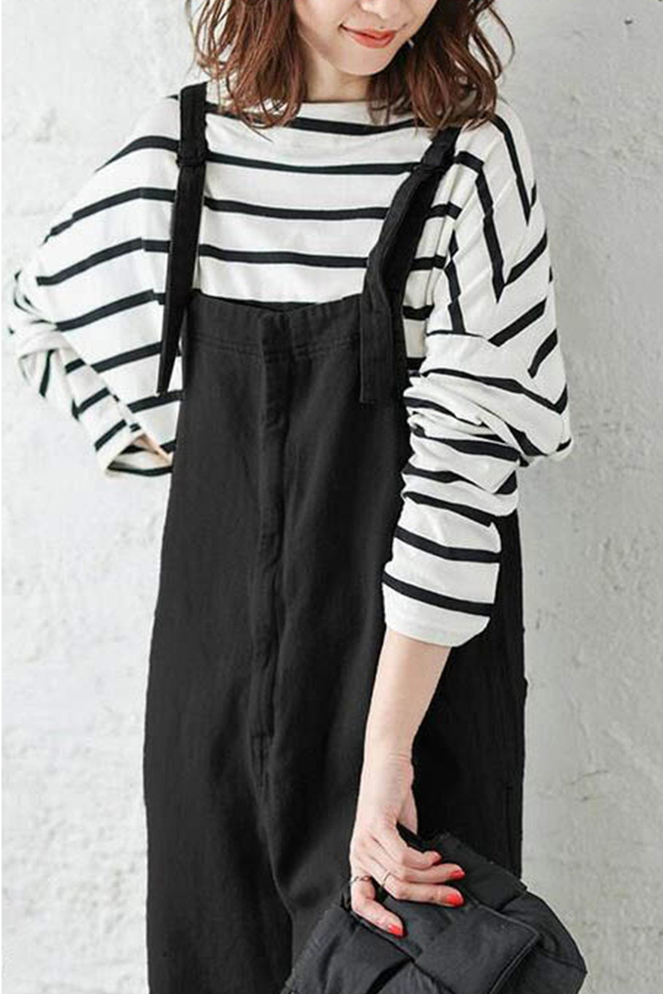 Effortlessly Elegant Garment with a Timeless Design