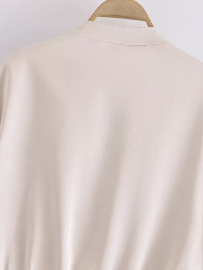 Well Tailored Jacket with a Graceful Silhouette