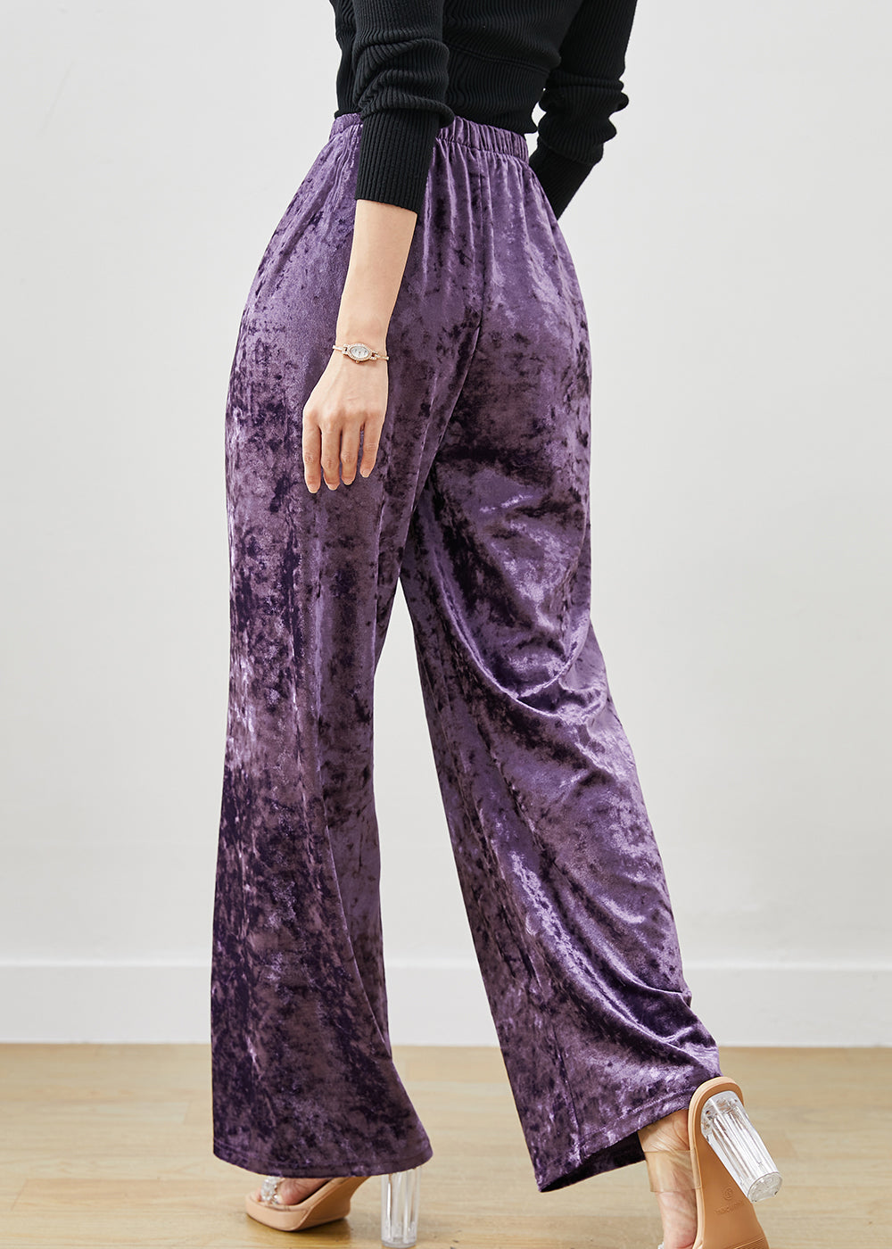 A Vintage Style Pants with Delicate Timeless Details