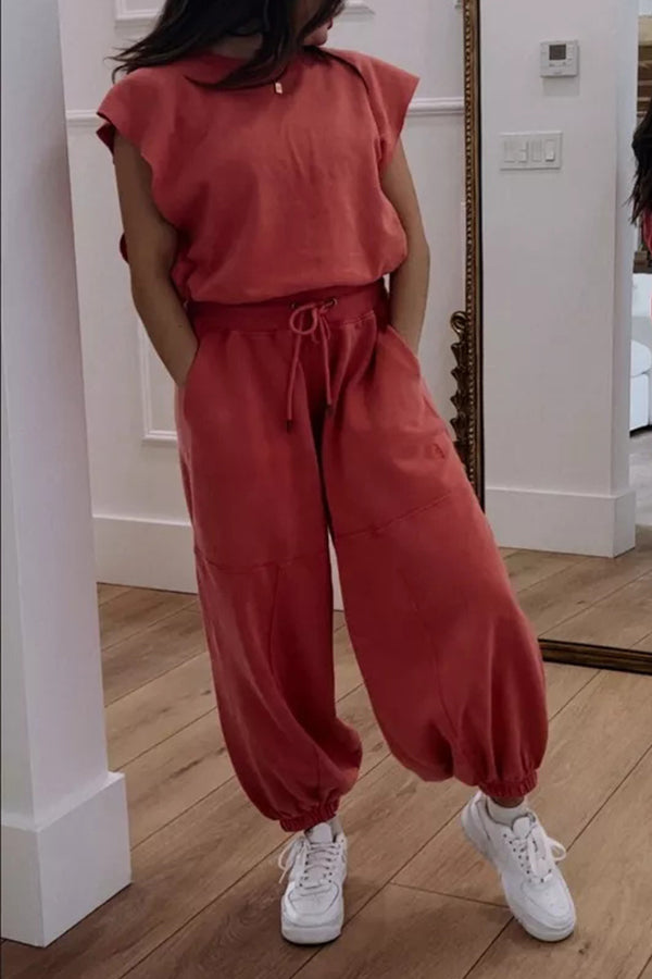 Effortlessly Elegant Garment with a Timeless Design