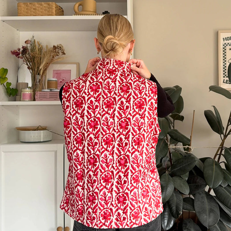 Beautifully Finished Garment in a Timeless Design