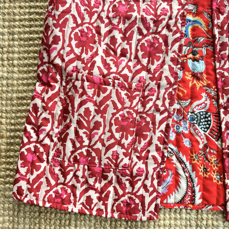 Beautifully Finished Garment in a Timeless Design