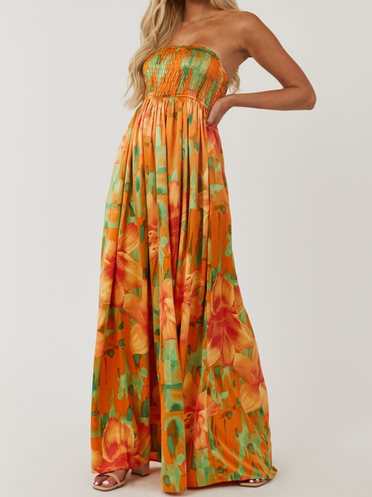Well Tailored Garment with a Graceful Silhouette