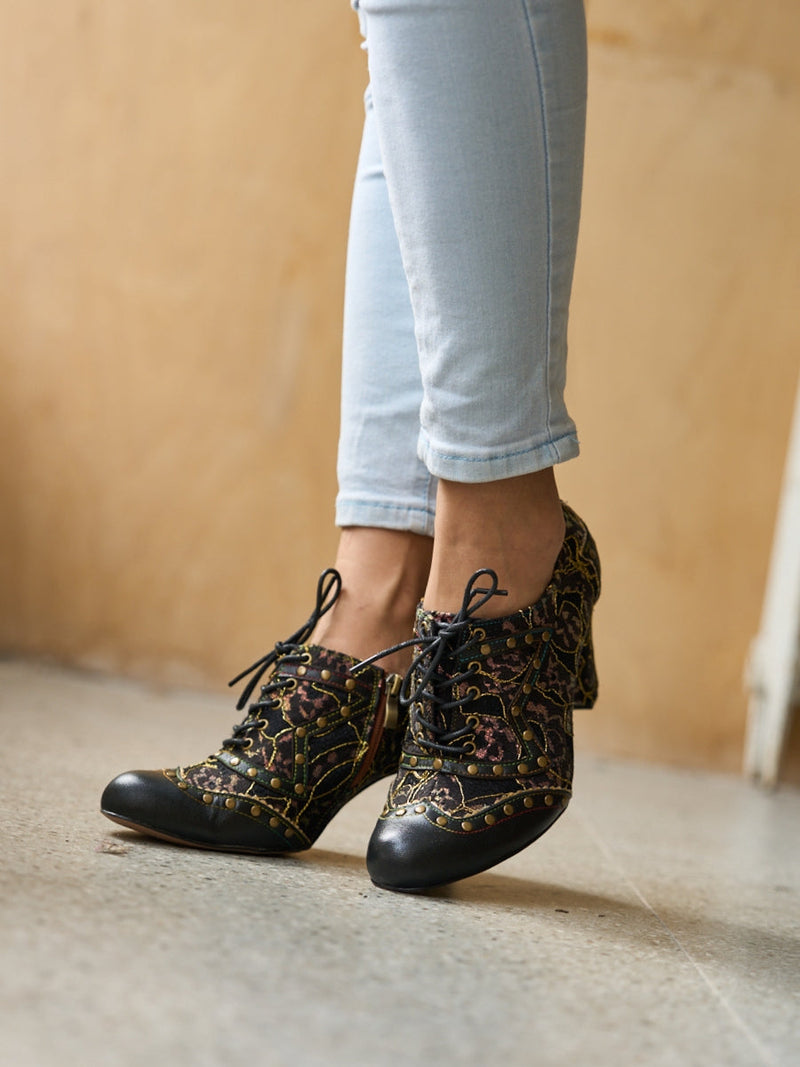 Classic Vintage Garment with a Flattering Fit