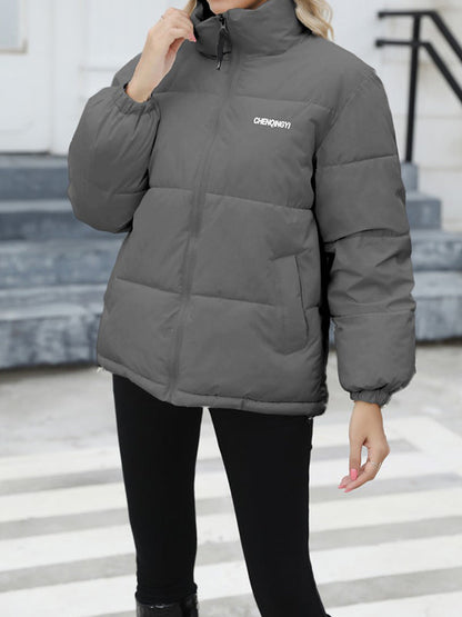 Well Tailored Coat with a Graceful Silhouette
