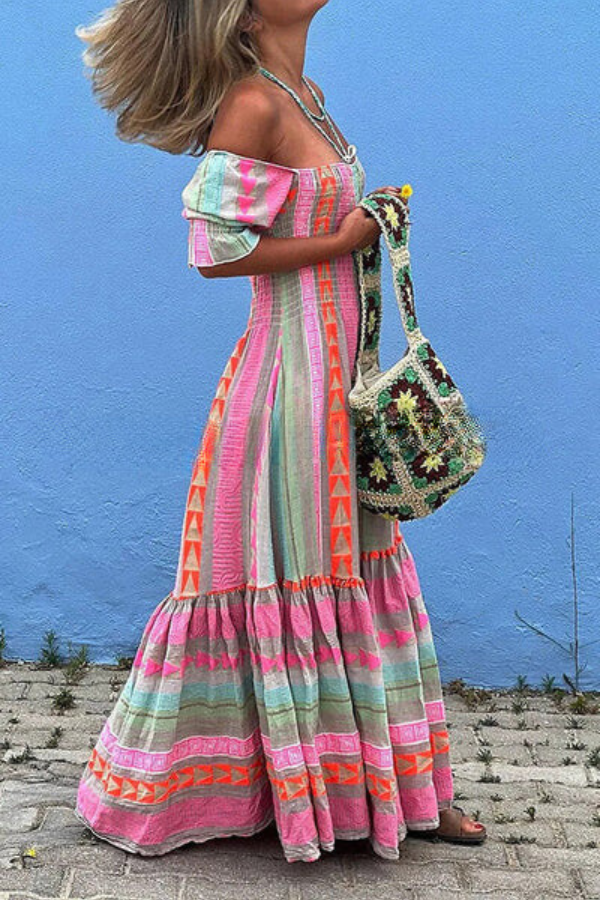 Well Tailored Dress with a Graceful Silhouette