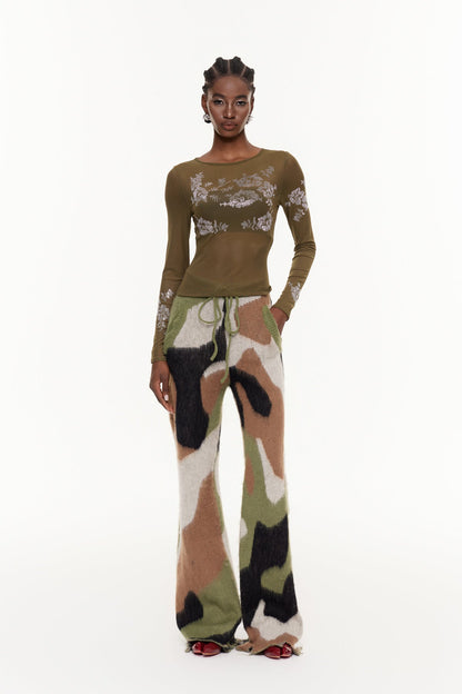 Beautifully Crafted Pants in a Classic Style