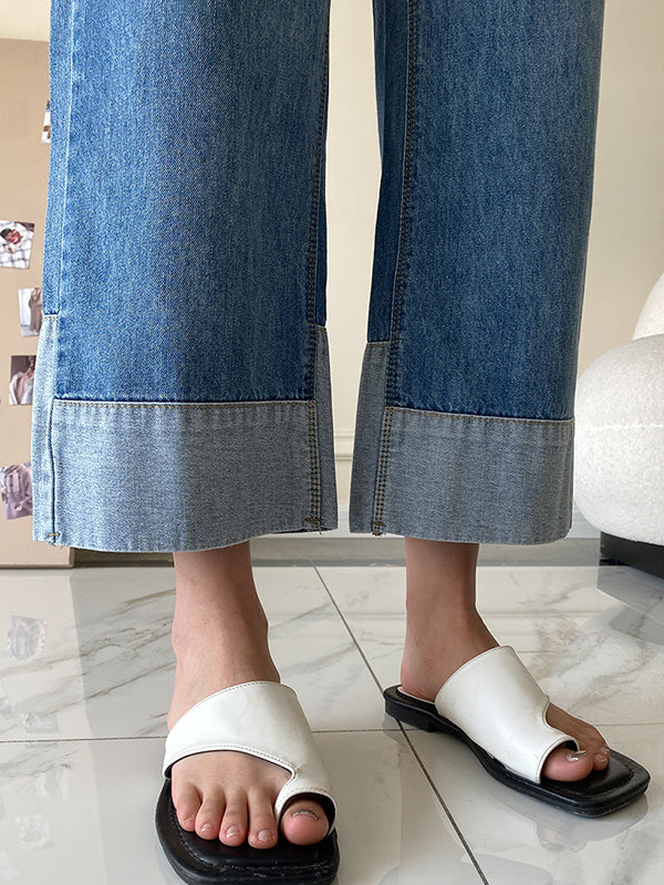 Well Tailored Pants with a Graceful Silhouette