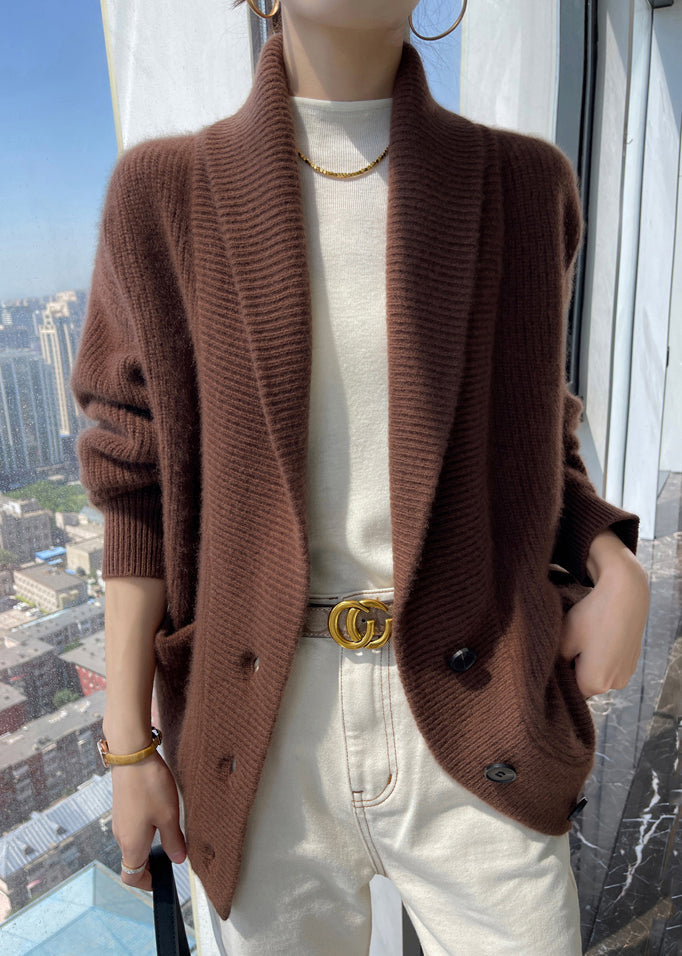 Beautifully Finished Cardigan in a Timeless Design