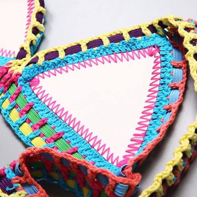 Well Tailored Bikini with a Graceful Silhouette