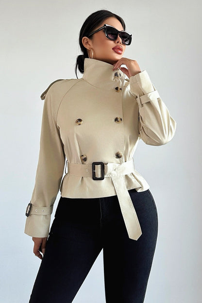 Gracefully Styled Jacket for Any Occasion