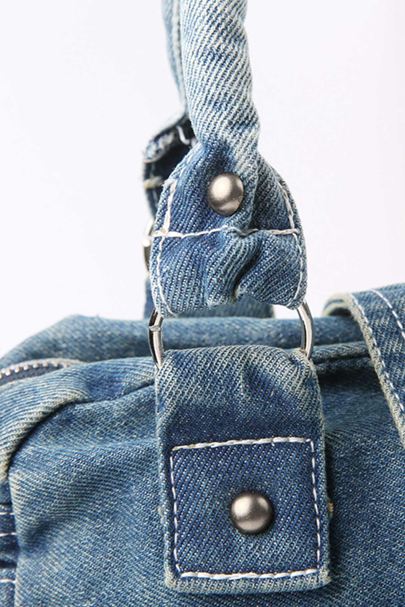 Polished Bag with an Effortless Classic Look