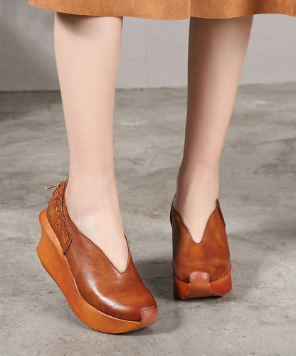 Sophisticated Garment with a Clean Classic Look