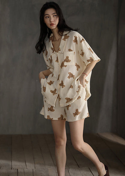 Well Tailored Garment with a Graceful Silhouette