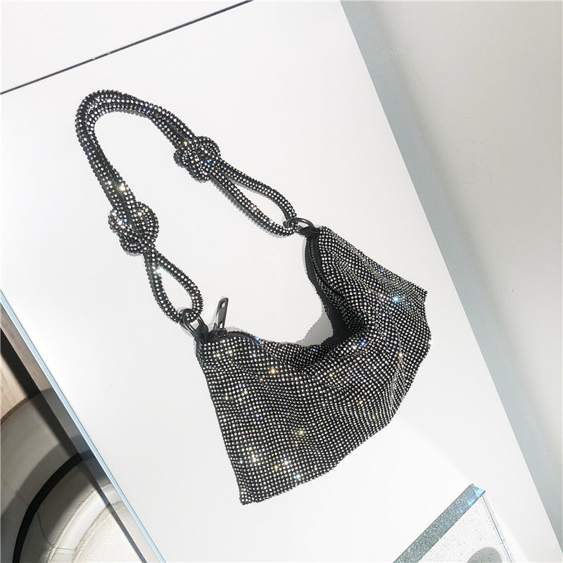 Polished Bag with an Effortless Classic Look