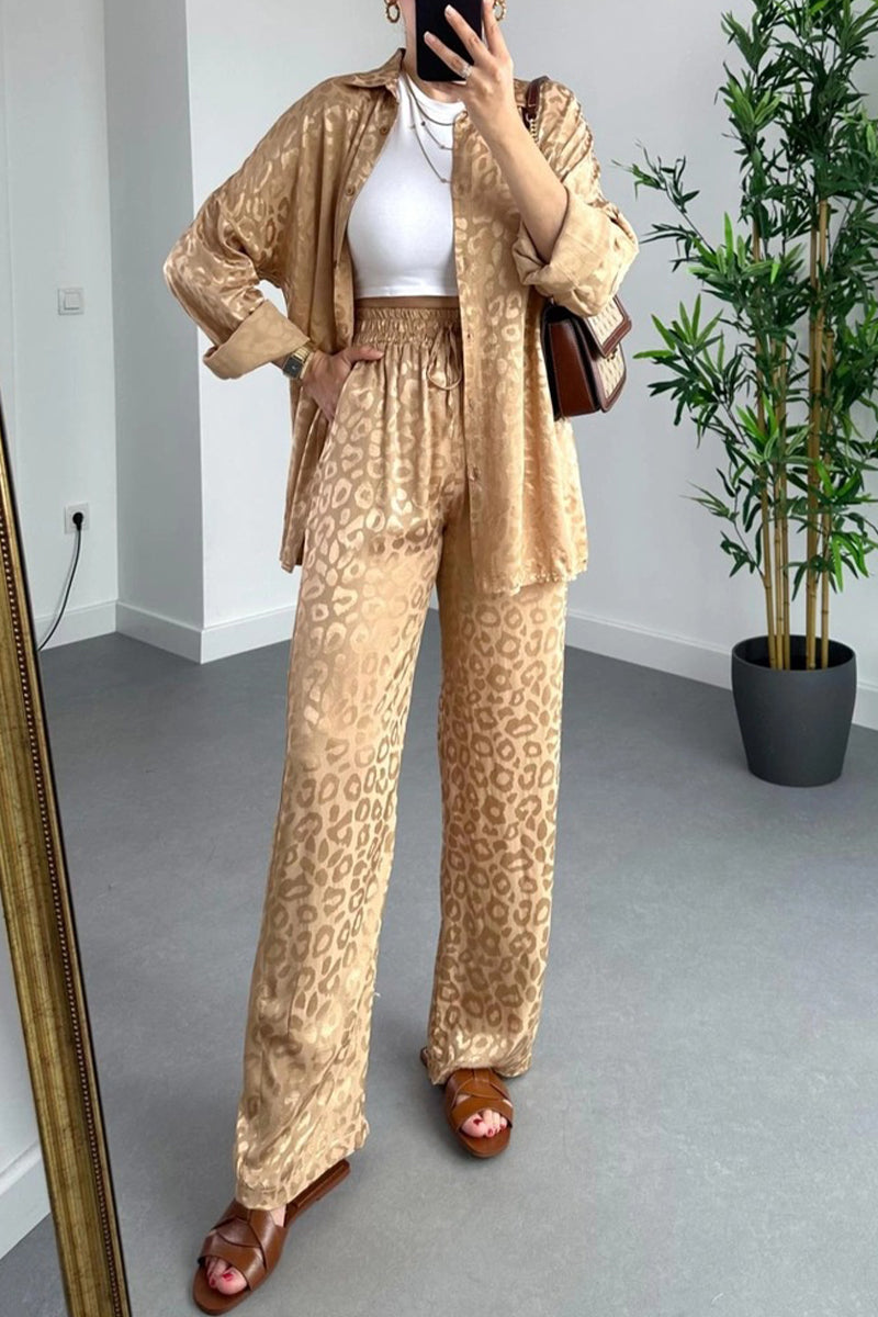Well Tailored Garment with a Graceful Silhouette