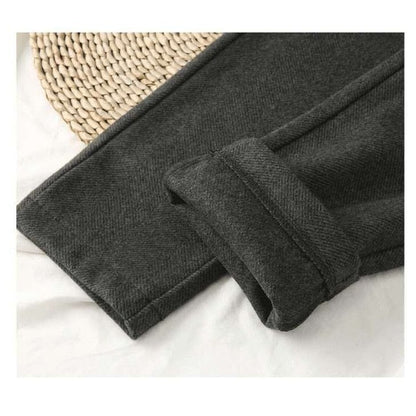 Elegantly Styled Pants for Everyday Wear