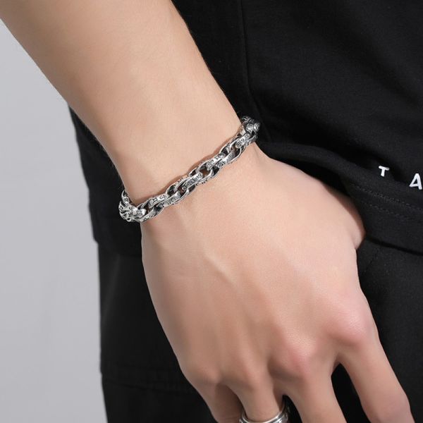 Sophisticated Garment with a Clean Classic Look