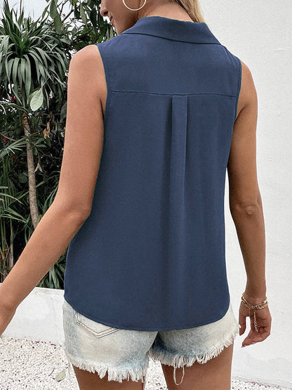Well Tailored Top with a Graceful Silhouette