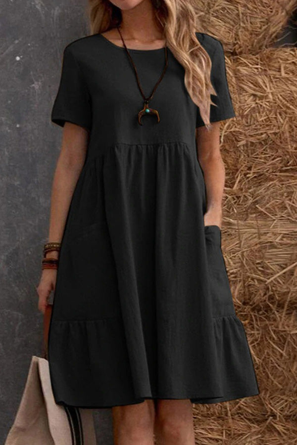 Classic Vintage Dress with a Flattering Fit