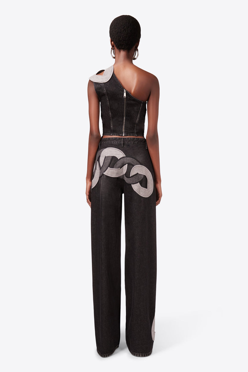 Polished Garment with an Effortless Classic Look