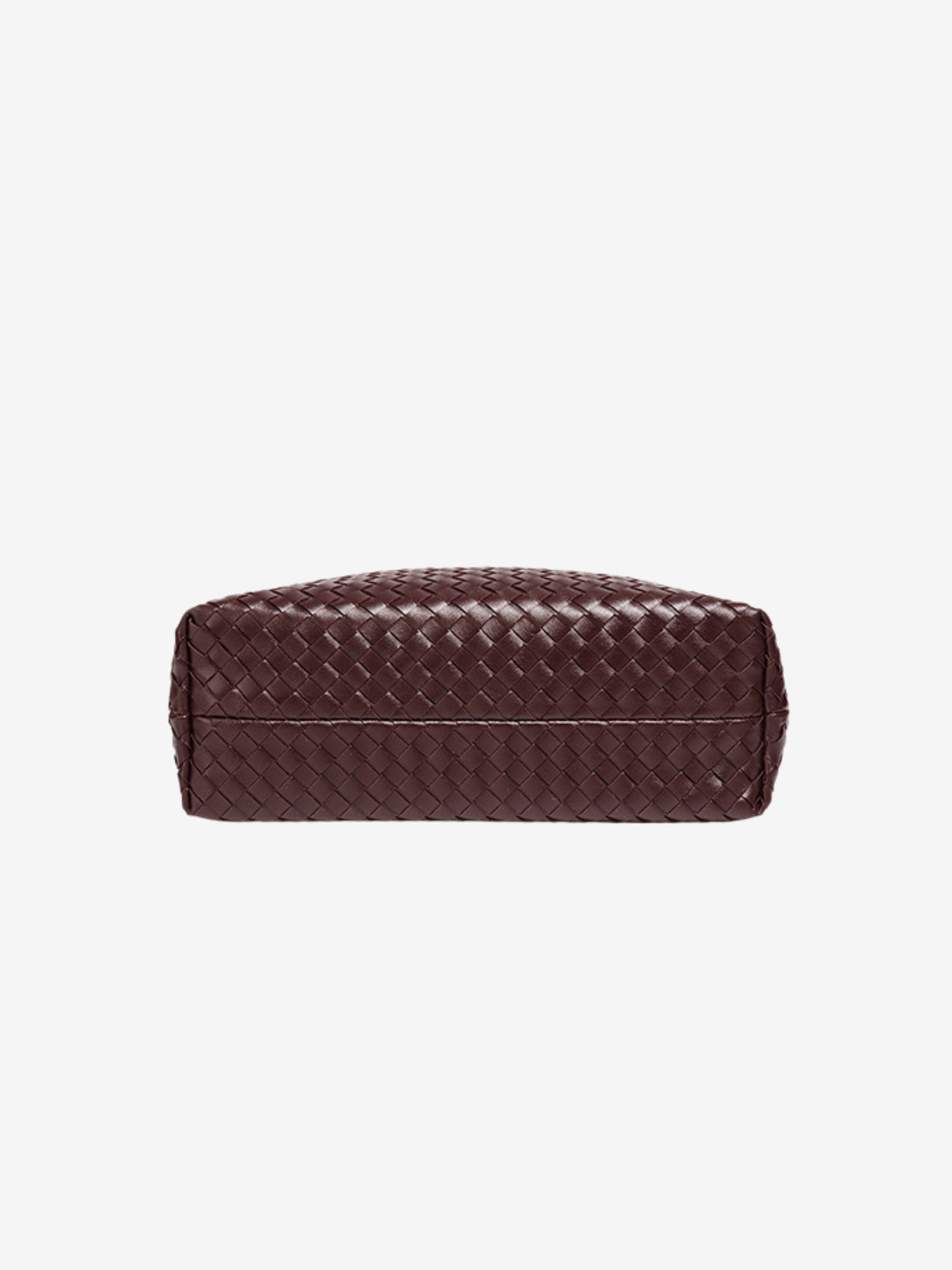 Beautifully Finished Bag in a Timeless Design