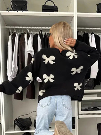 Well Tailored Cardigan with a Graceful Silhouette