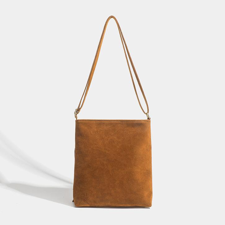 Elegantly Styled Bag for Everyday Wear