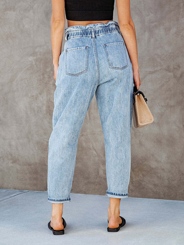 Well Tailored Pants with a Graceful Silhouette