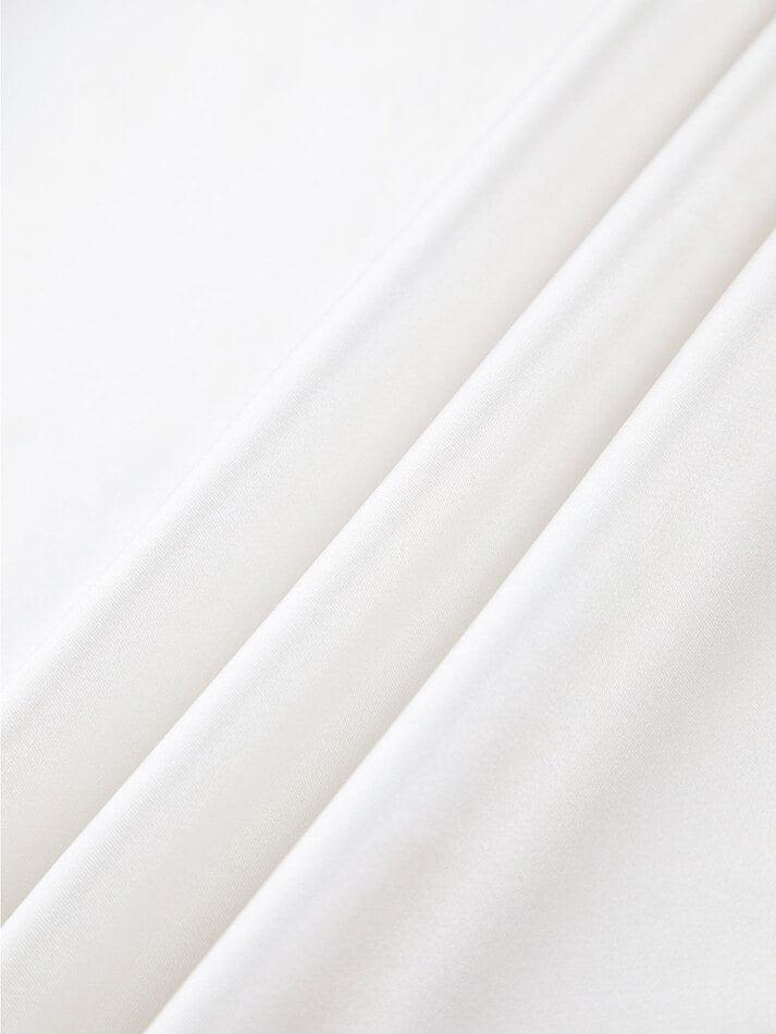 Effortlessly Elegant Garment with a Timeless Design