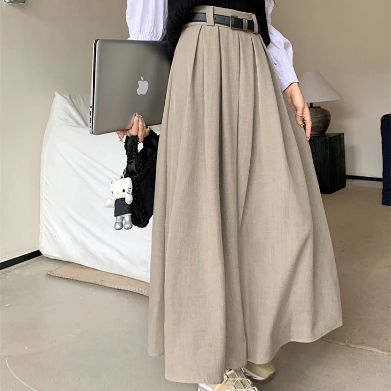 Well Tailored Garment with a Graceful Silhouette