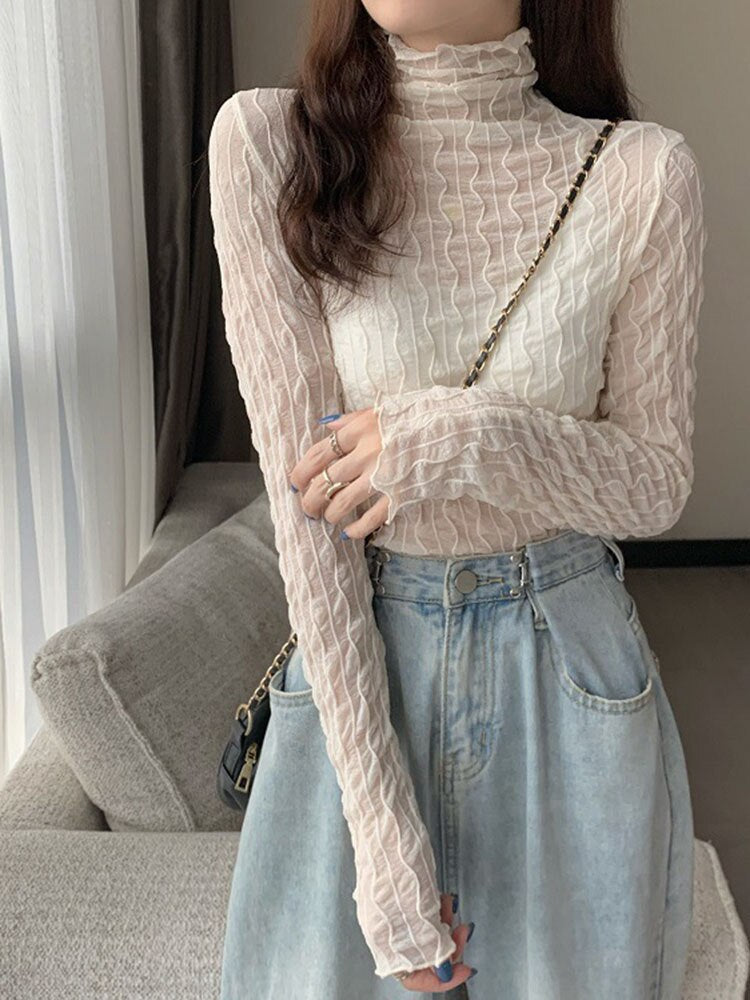 Beautifully Crafted T-Shirt in a Classic Style