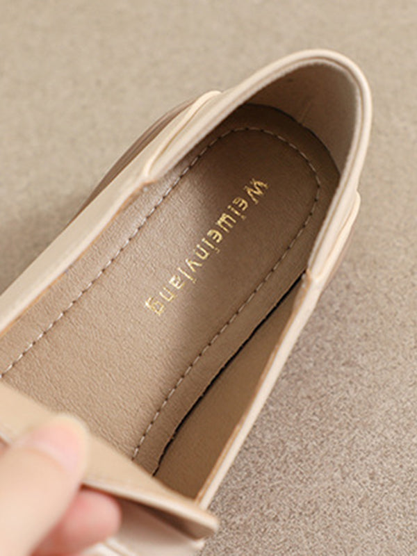 Well Tailored Shoes with a Graceful Silhouette