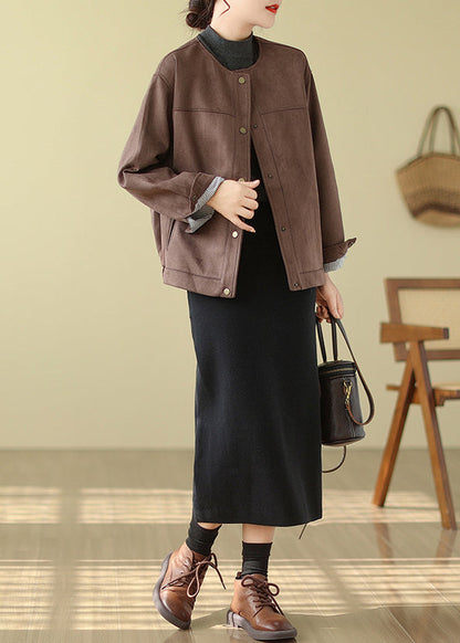 Well Tailored Coat with a Graceful Silhouette