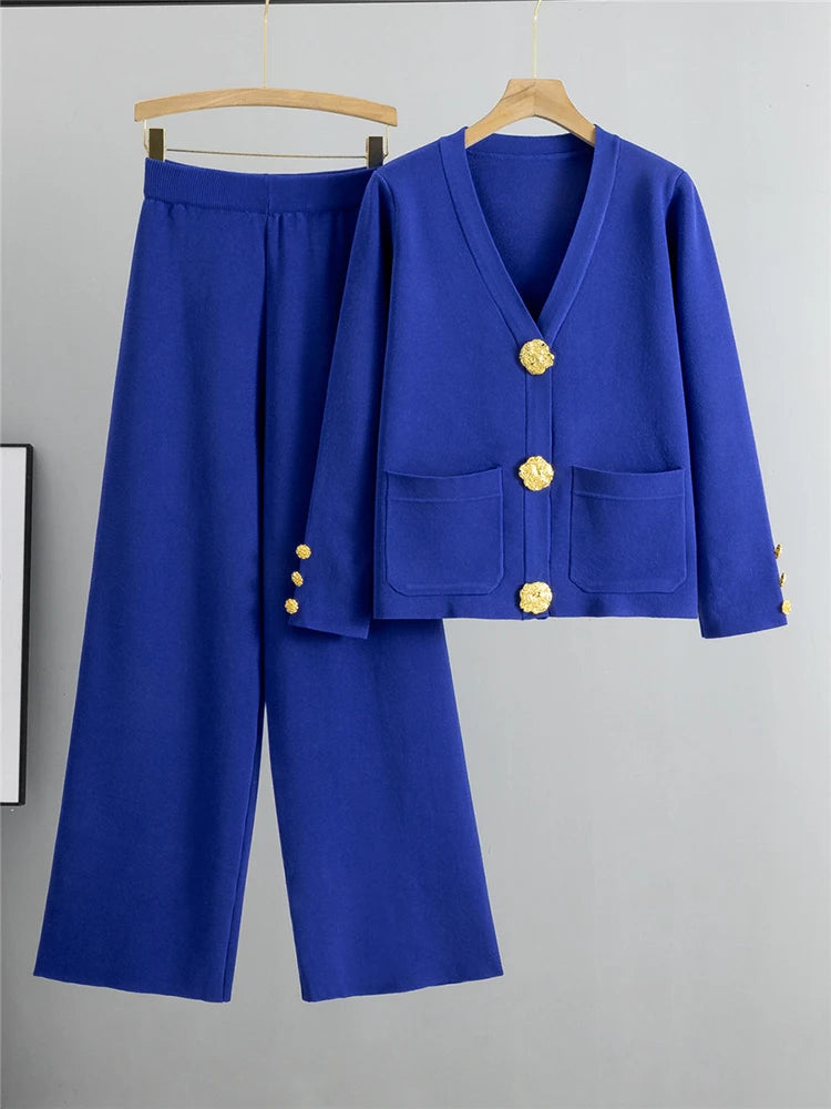 Well Tailored Garment with a Graceful Silhouette
