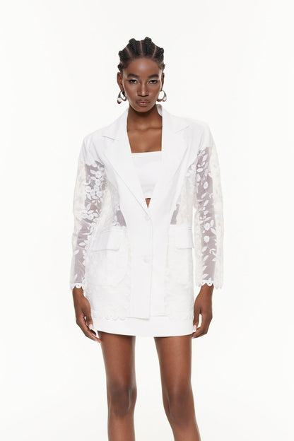 Well Tailored Garment with a Graceful Silhouette