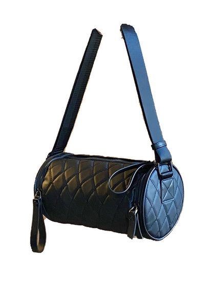 Well Tailored Bag with a Graceful Silhouette