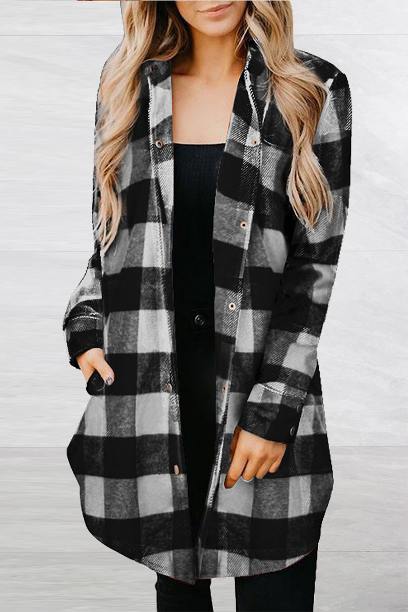Sophisticated Blouse with a Clean Classic Look