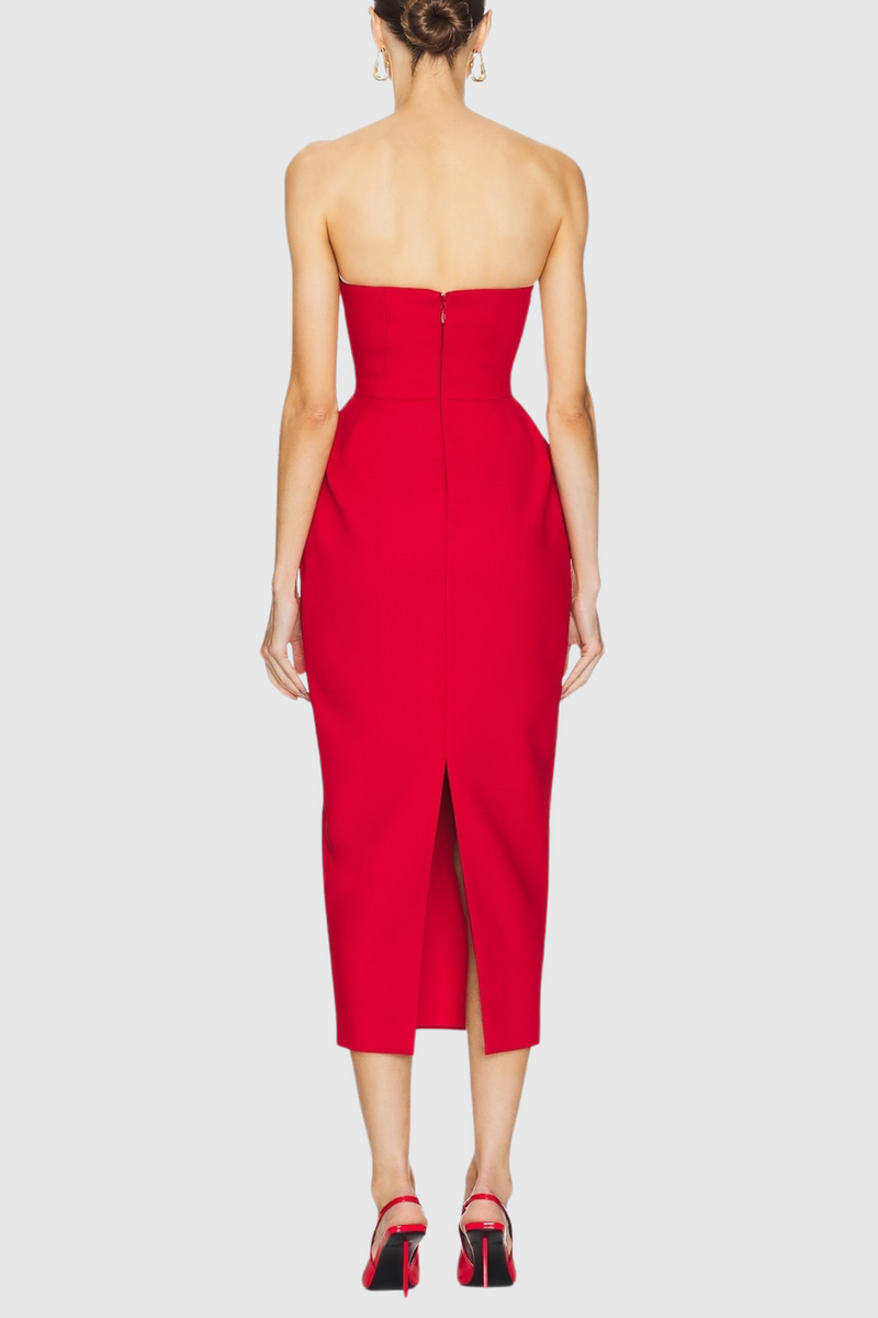 Effortlessly Elegant Dress with a Timeless Design