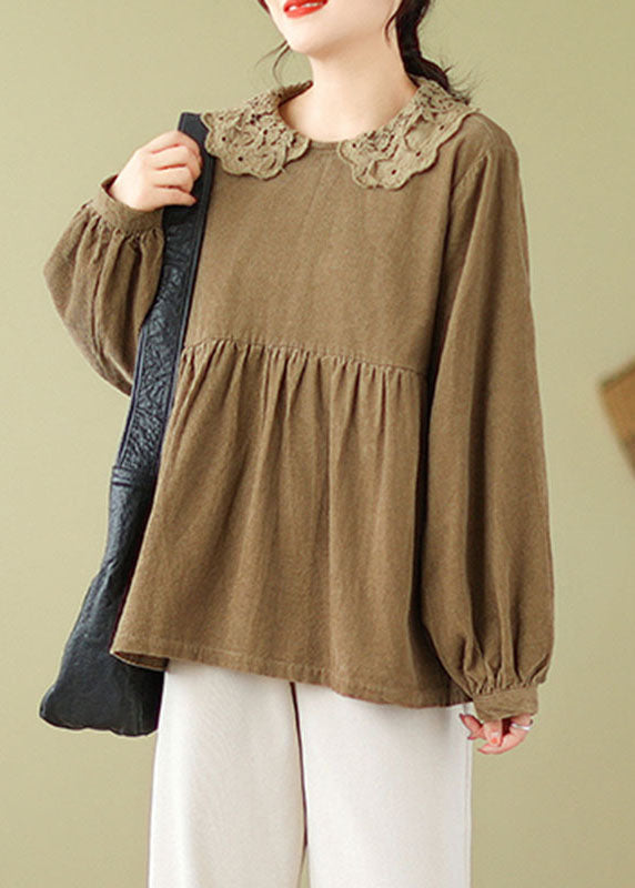 A Vintage Style Top with Delicate Timeless Details