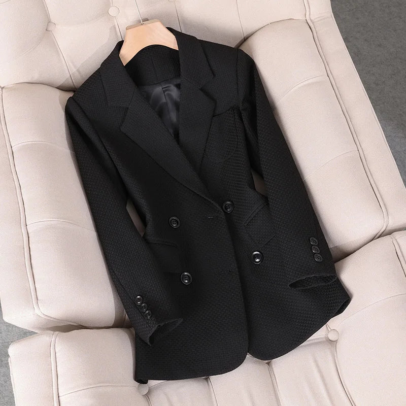 Beautifully Finished Garment in a Timeless Design